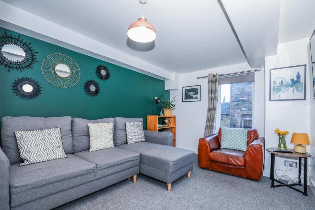 Beautiful 1-Bed Apartment Near Castle EDI Exterior foto